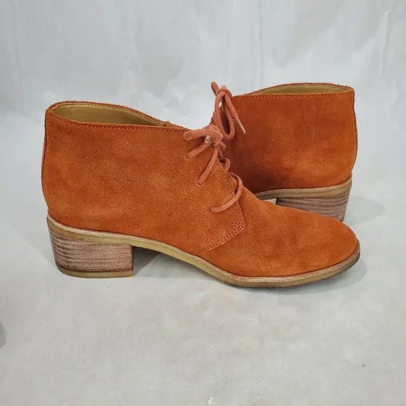 Clarks Originals Phenia Carnaby Ankle Boots Size 8.5 Suede Leather Fall Shoe - Picture 3 of 9